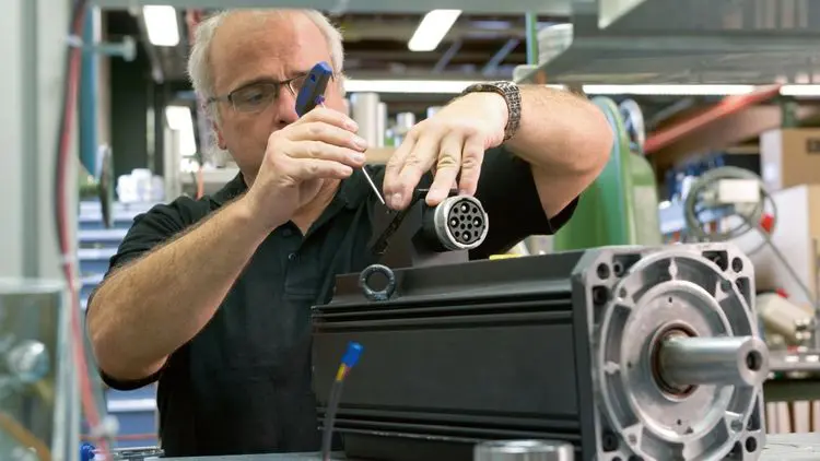 Ремонт серводвигателей как избежать простоев. Гарантия 12 мес