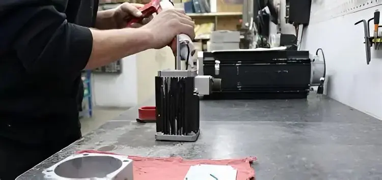 Стендовая диагностика сервопривода в сервисном центре