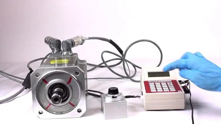 Вы ремонтируете сервоприводы всех моделей