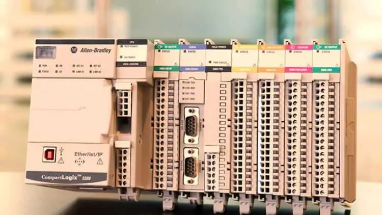 ремонт PLC Allen-Bradley CompactLogix
